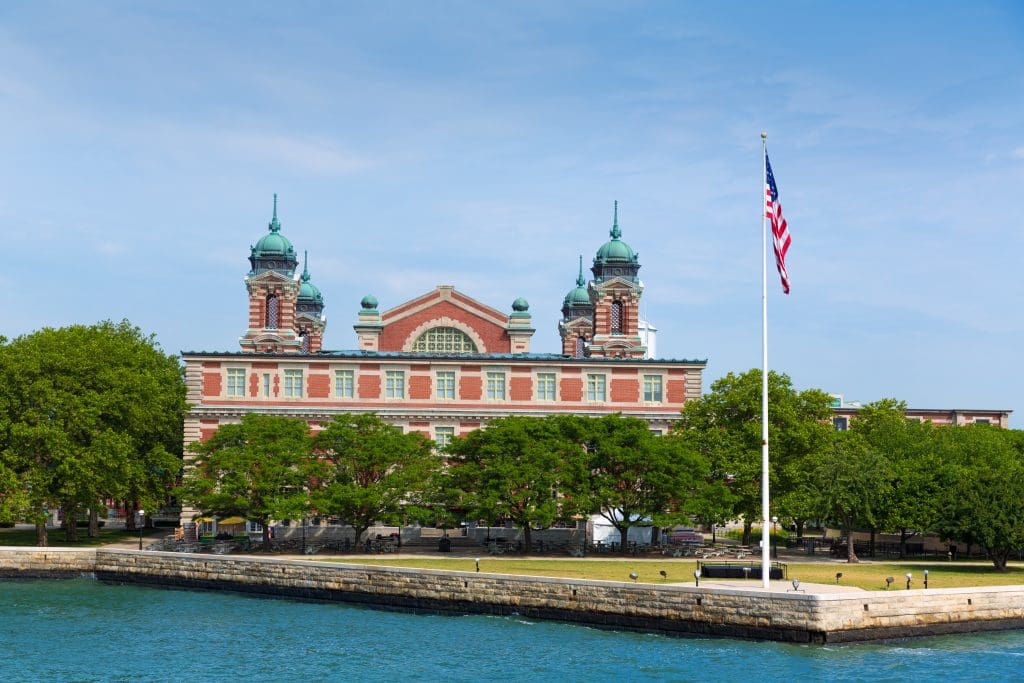 STATUE OF LIBERTY & ELLIS ISLAND: MAY 21, 2022 - Wade Tours Bus Tours