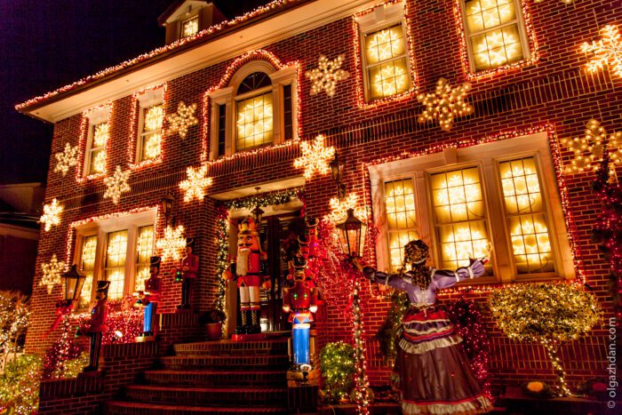 CHRISTMAS LIGHTS TOUR: DECEMBER 18, 2025 - Image 2